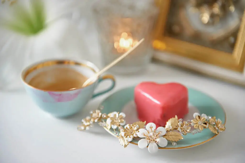 Social Media Content und Personal Branding Fotografie für Schmuckdesignerin Edita Rosenrot in Wien, Fotos von Ursula Schmitz