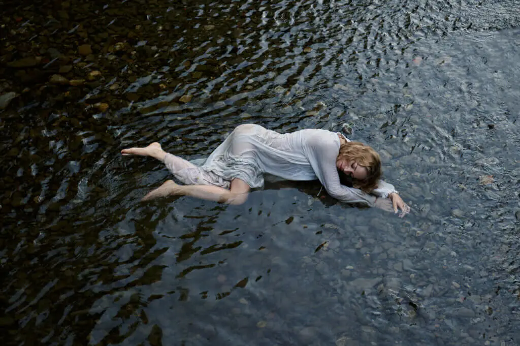 Ein sommerliches Fotoshoot im Wasser, Ophelia